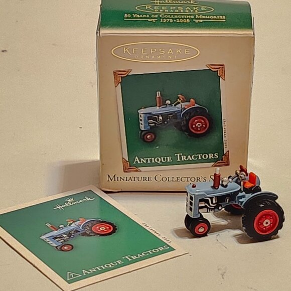 2003 Antique Tractors Miniature Collector's Series 7th in a Series Mini Tractor - Picture 1 of 10